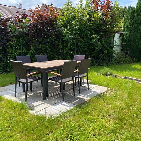 Stadtrand Oase Karlsruhe Mit Balkon Luaran gambar