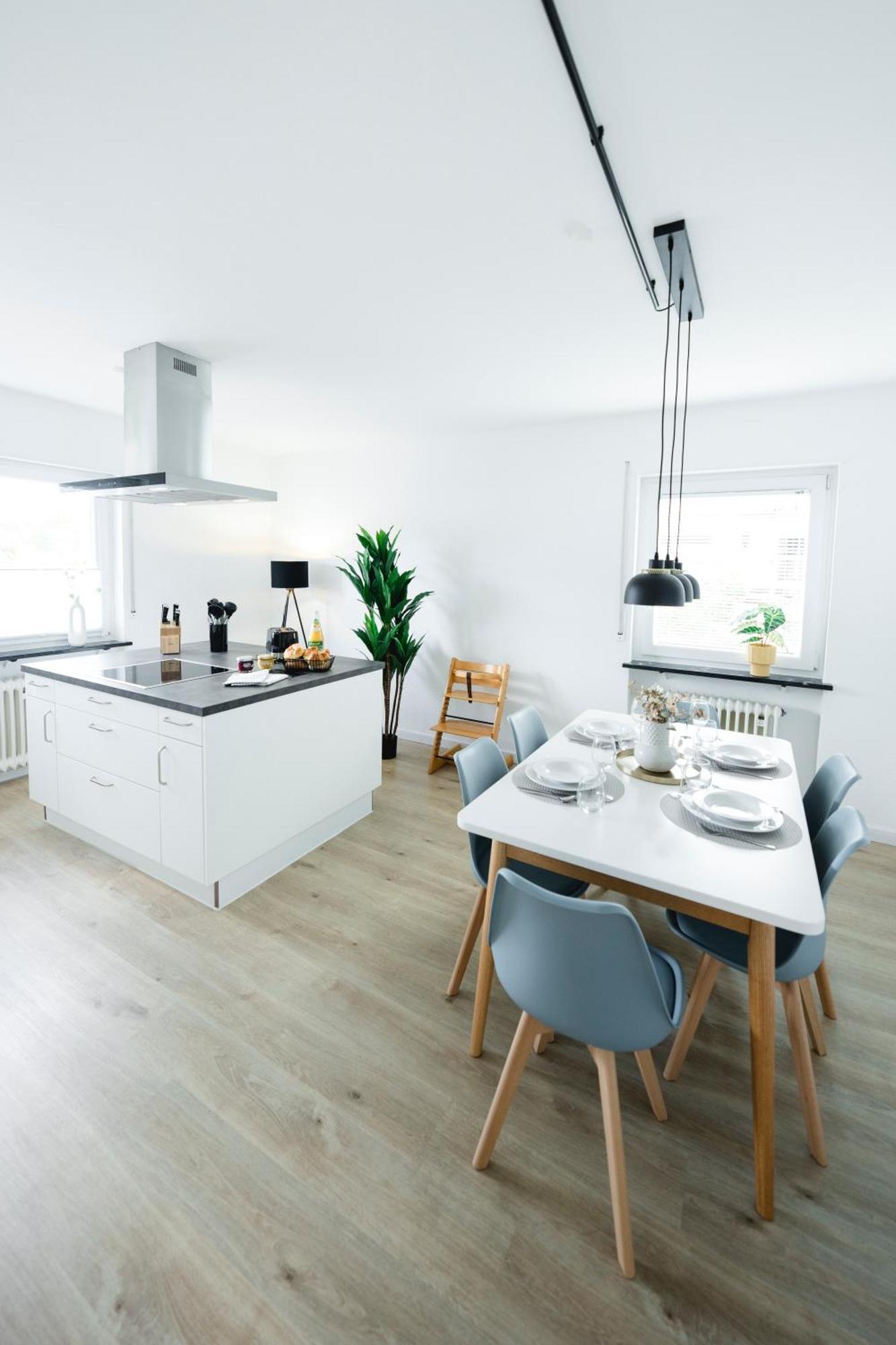 Stadtrand Oase Karlsruhe Mit Balkon Luaran gambar